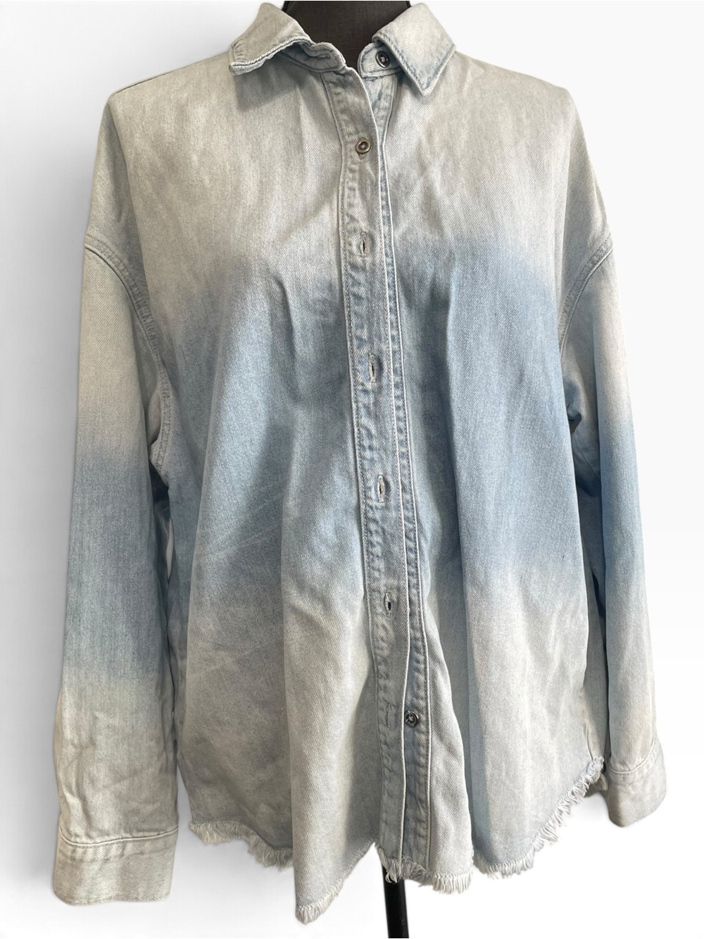 Hidden Jeans Ombre Denim Button Up Tie Neck Light Wash size Medium Oversized